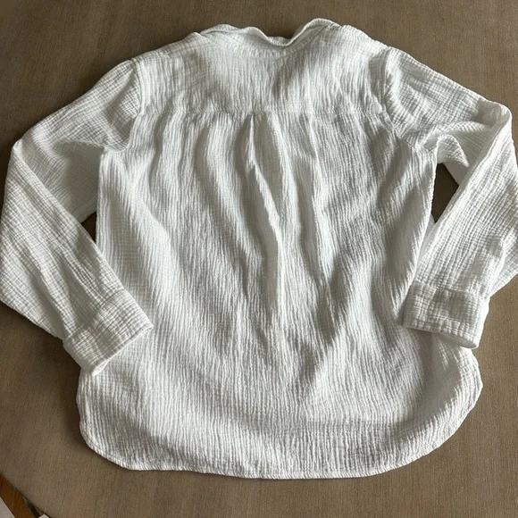 J. Crew large women’s crepe White Button-Up Shirt - Picture 4 of 4